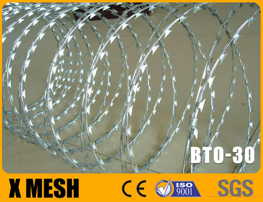 BTO 30 Tipe Concertina Razor Wire Dengan Ketebalan 0,5mm Diameter Koil 450mm Untuk Penjara