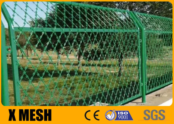 ASTM Standard Bto-22 Welded Razor Wire Mesh Digunakan Di Bandara Dan Pangkalan iter