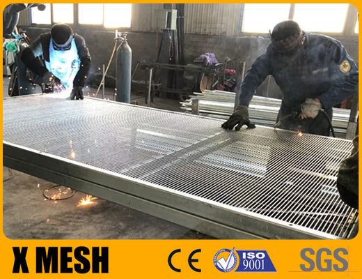3.5mm Wire Anti Climb Mesh Pagar 3.5m Tinggi Termasuk Top Y lengan Dan kawat berduri untuk tempat parkir